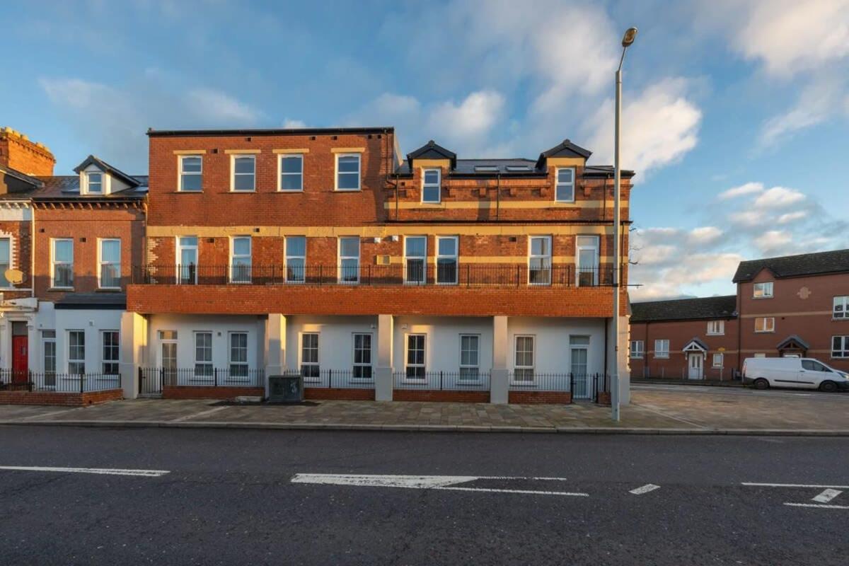 Contemporary 2 Bed Apartment -Belfast East Village Exterior foto