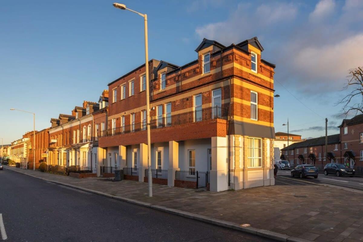 Contemporary 2 Bed Apartment -Belfast East Village Exterior foto